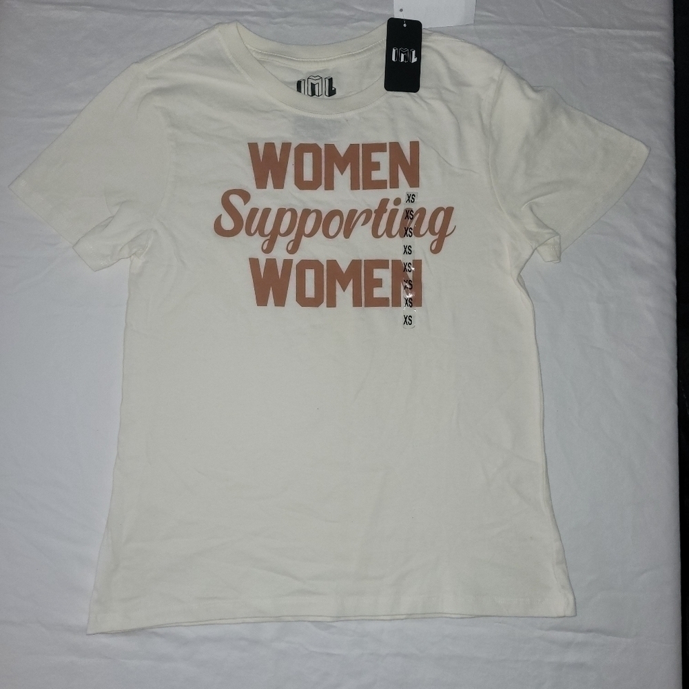 NWT Isaac Morris "Women Supporting Women" Juniors T-shirt